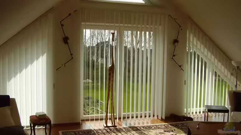 Die Vorteile von Lamellenvorhängen für moderne Wohnräume: Stil und Funktionalität vereint