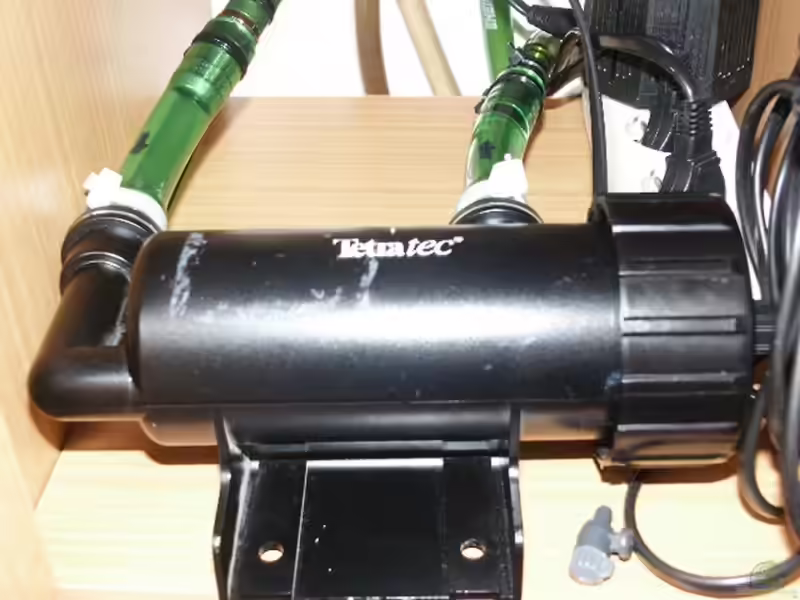 UV-Klärer im Aquarium verwenden (Einrichtungsbeispiele mit UV-Klärern)